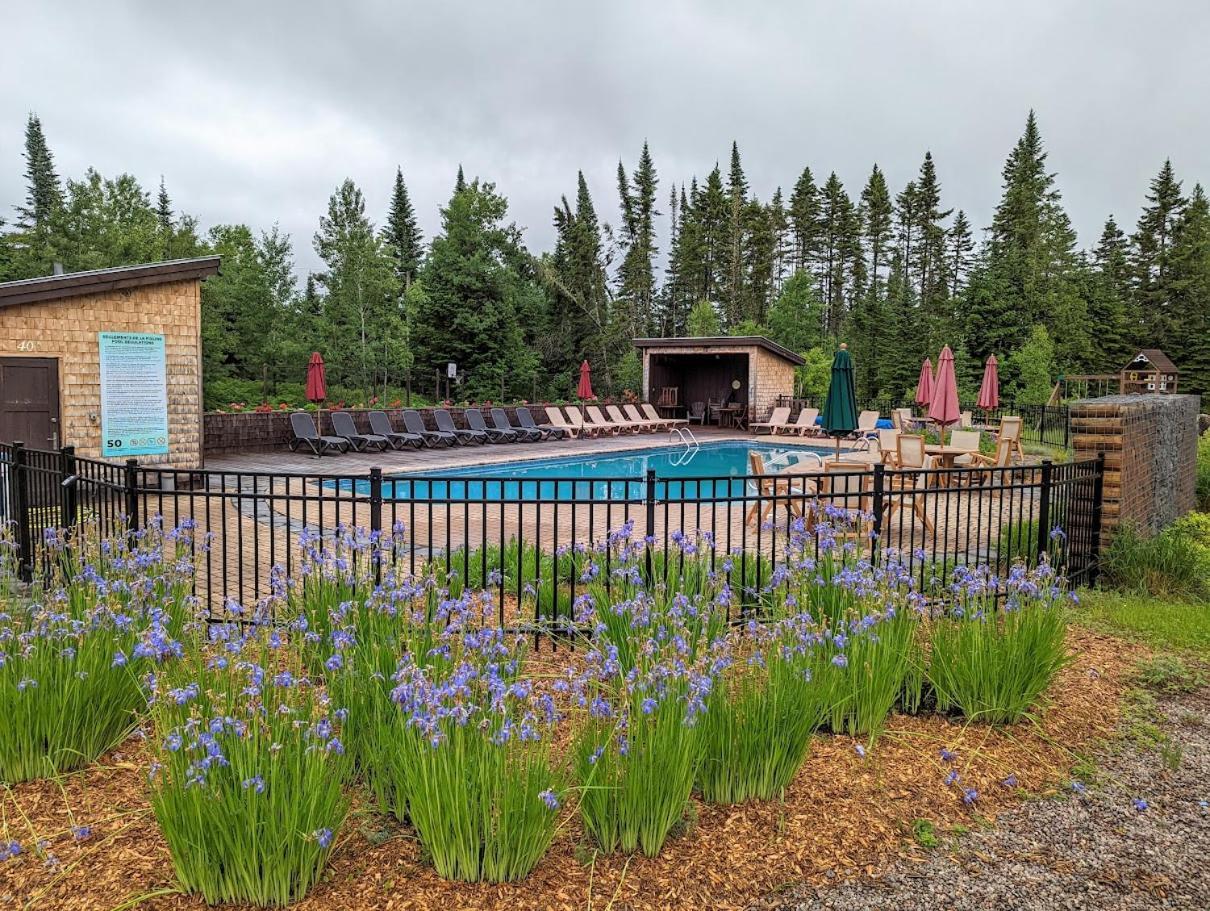 Tremblant Mountain Chalets Lac-Superieur Exterior foto